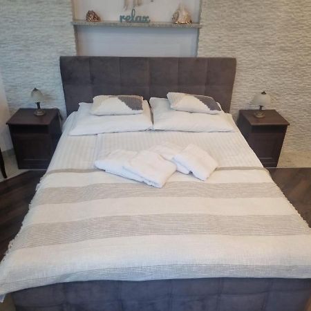 Apartament Bursztynek ポビエロボ エクステリア 写真