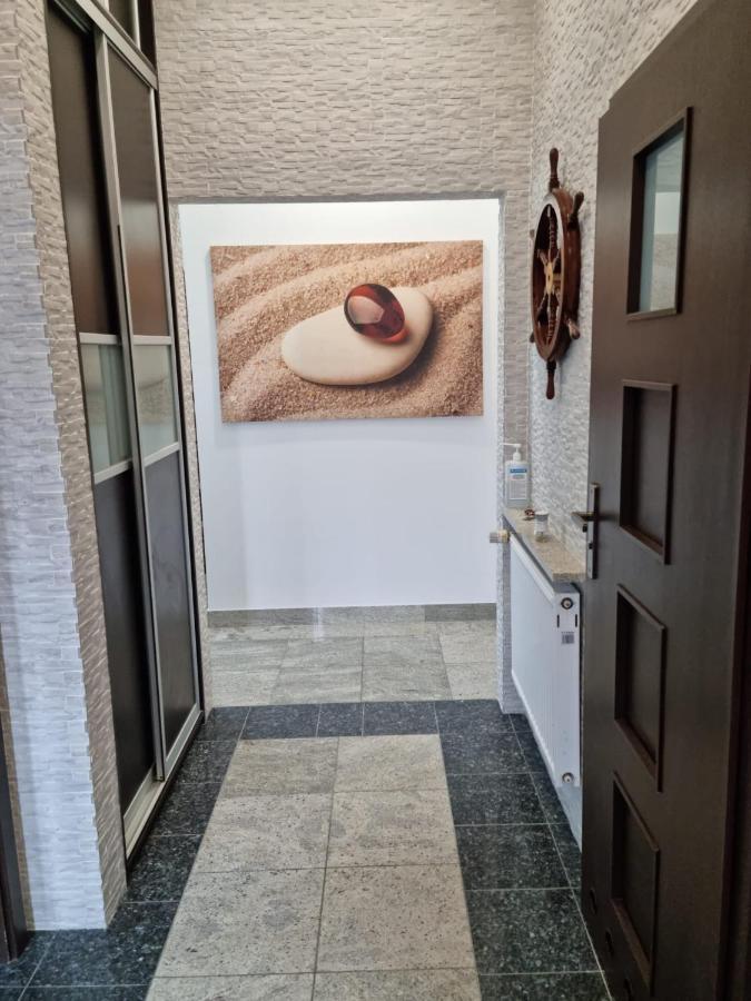 Apartament Bursztynek ポビエロボ エクステリア 写真