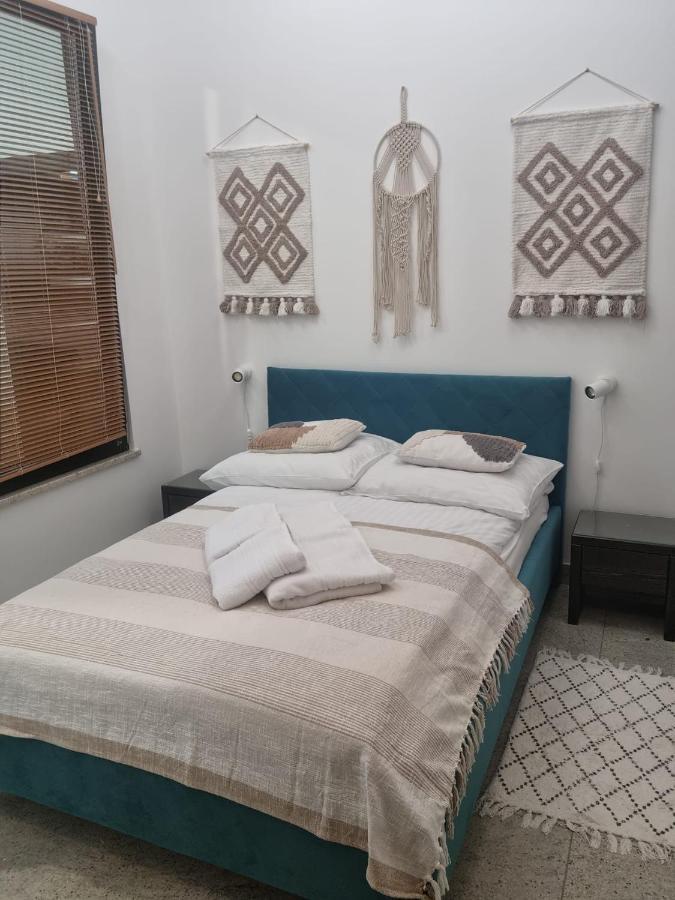 Apartament Bursztynek ポビエロボ エクステリア 写真