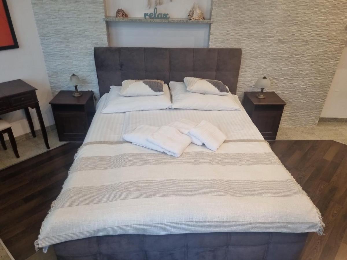 Apartament Bursztynek ポビエロボ エクステリア 写真