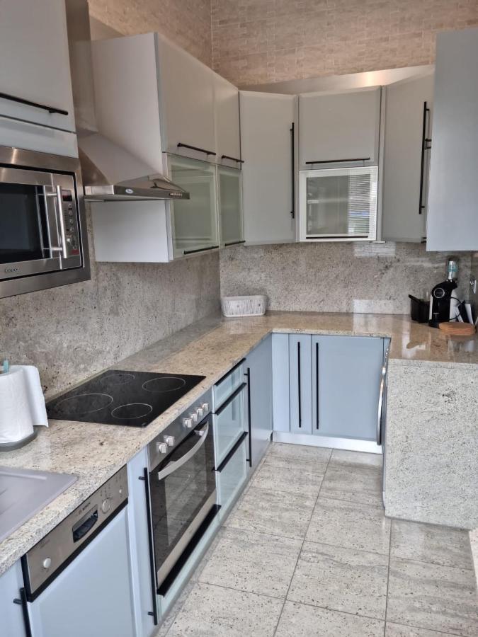 Apartament Bursztynek ポビエロボ エクステリア 写真