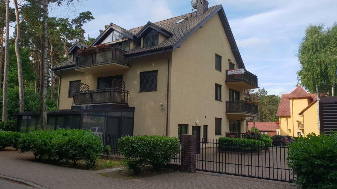 Apartament Bursztynek ポビエロボ エクステリア 写真